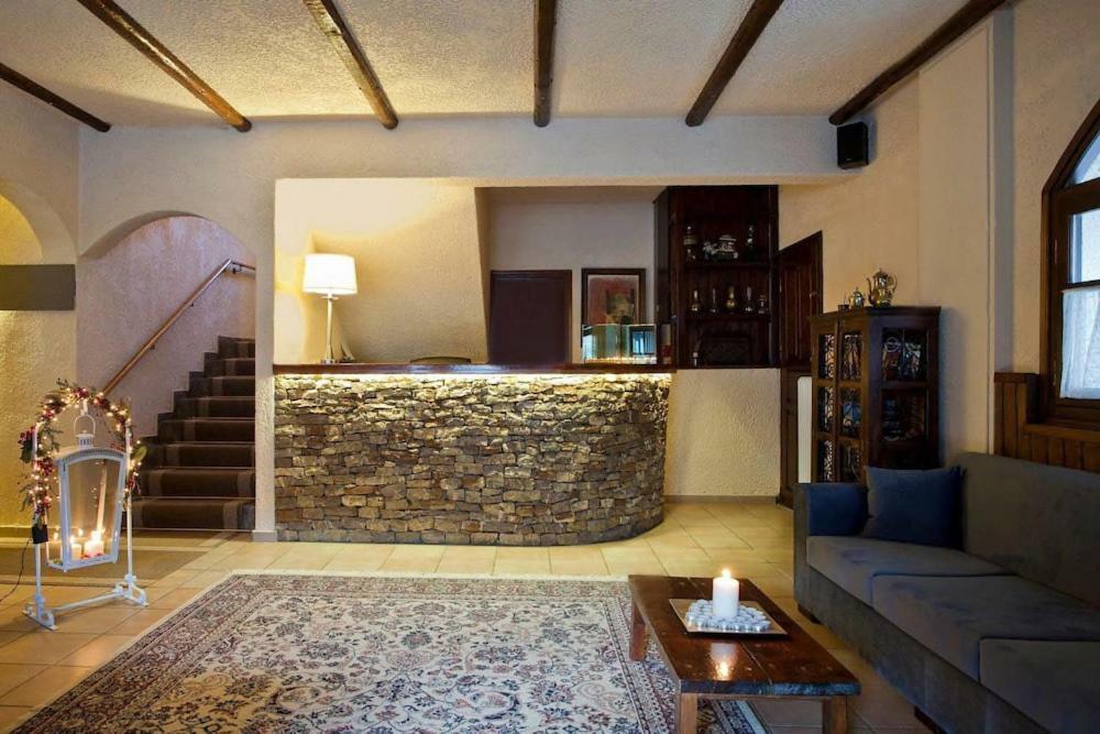 Guest House Fanaras Kalavryta Extérieur photo